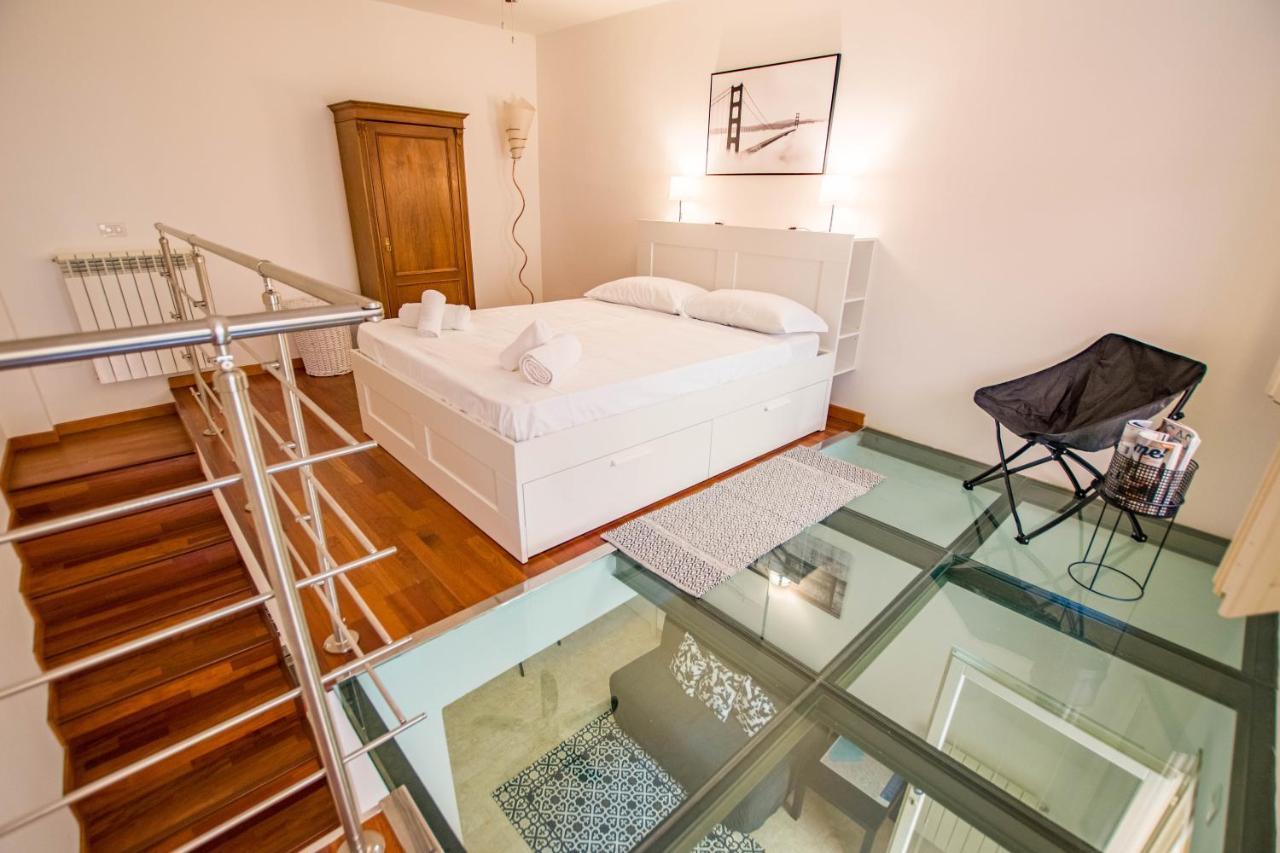 Apartmán La Casa Di Lu Terst Exteriér fotografie