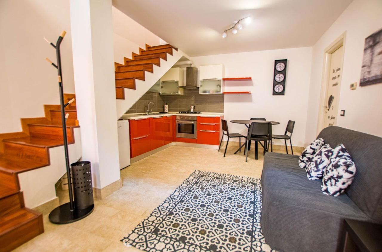 Apartmán La Casa Di Lu Terst Exteriér fotografie
